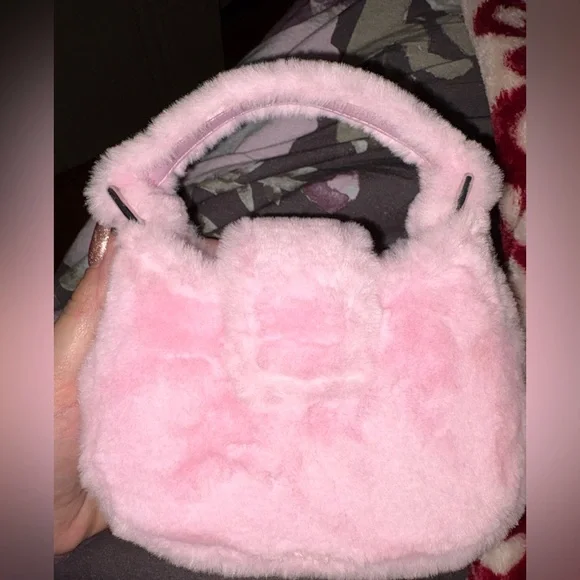 Self-Portrait The Bow Micro faux fur tote bag - Picture 4 of 4